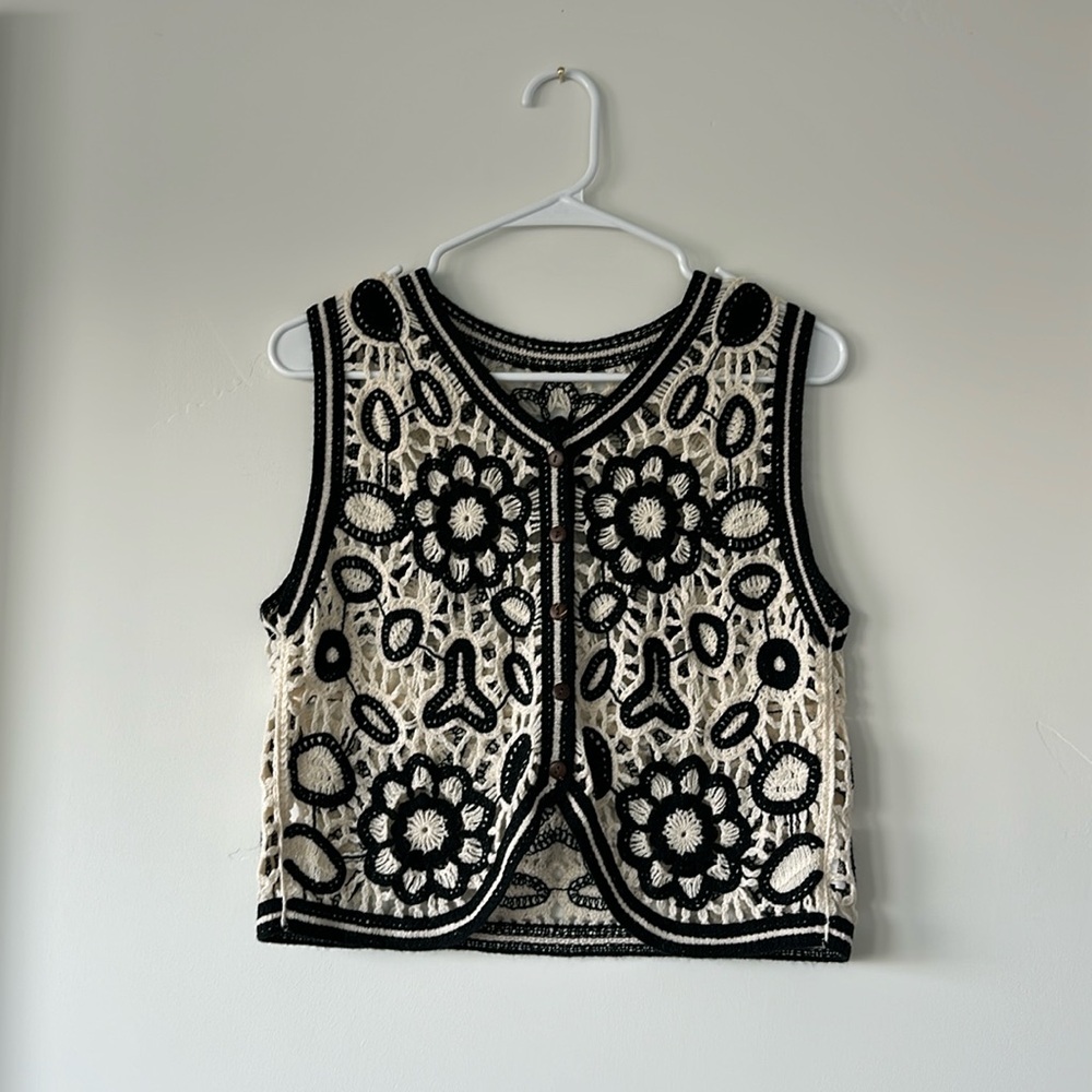 Women’s Crochet Vest